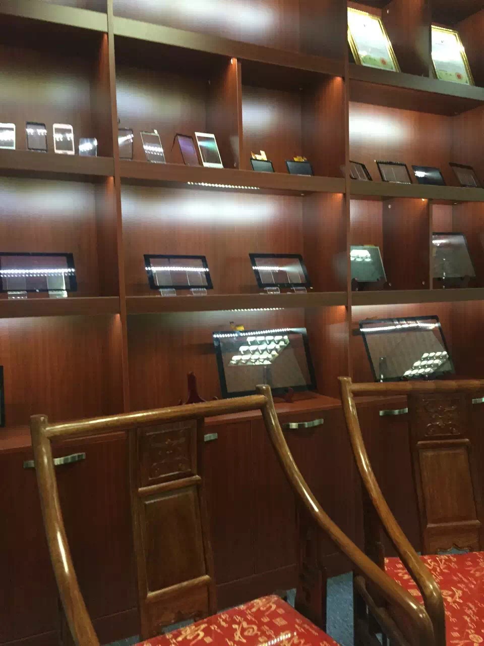 大尺寸觸摸顯示屏